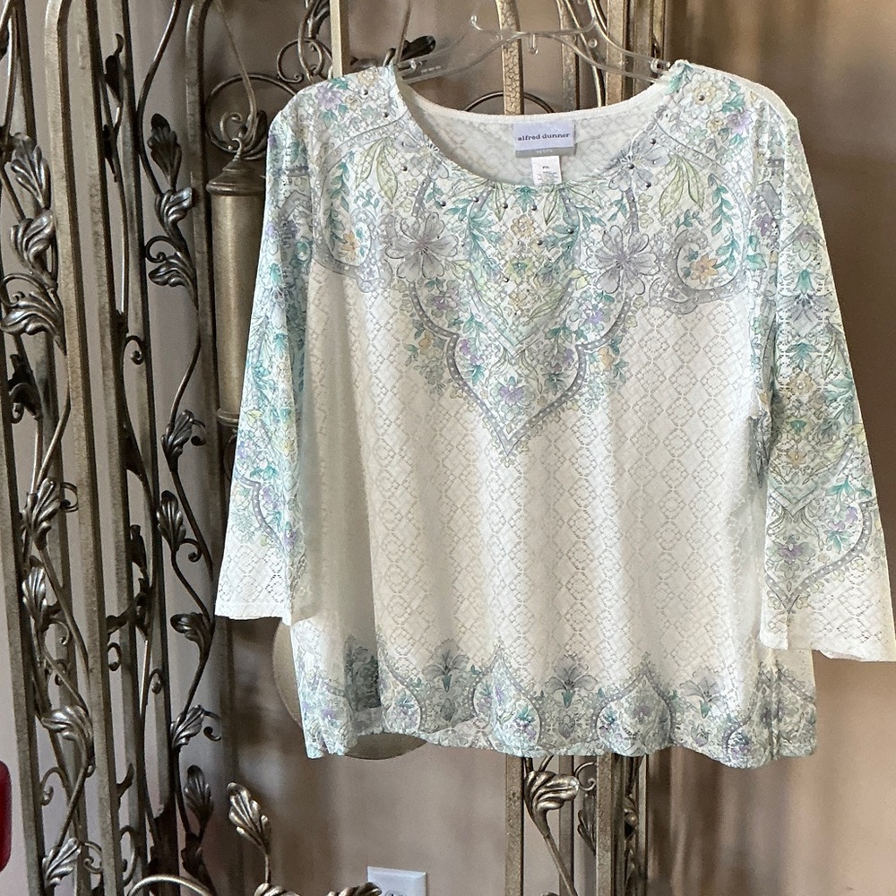 Alfred Dunner Elegant Cream and Blue Blouse